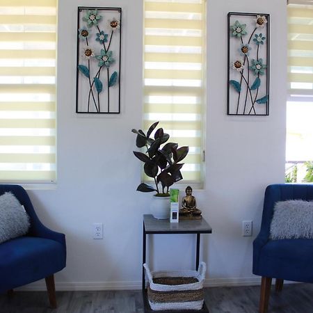 Lirios Tiny House En บาเย เด กัวลาลูเป ภายนอก รูปภาพ