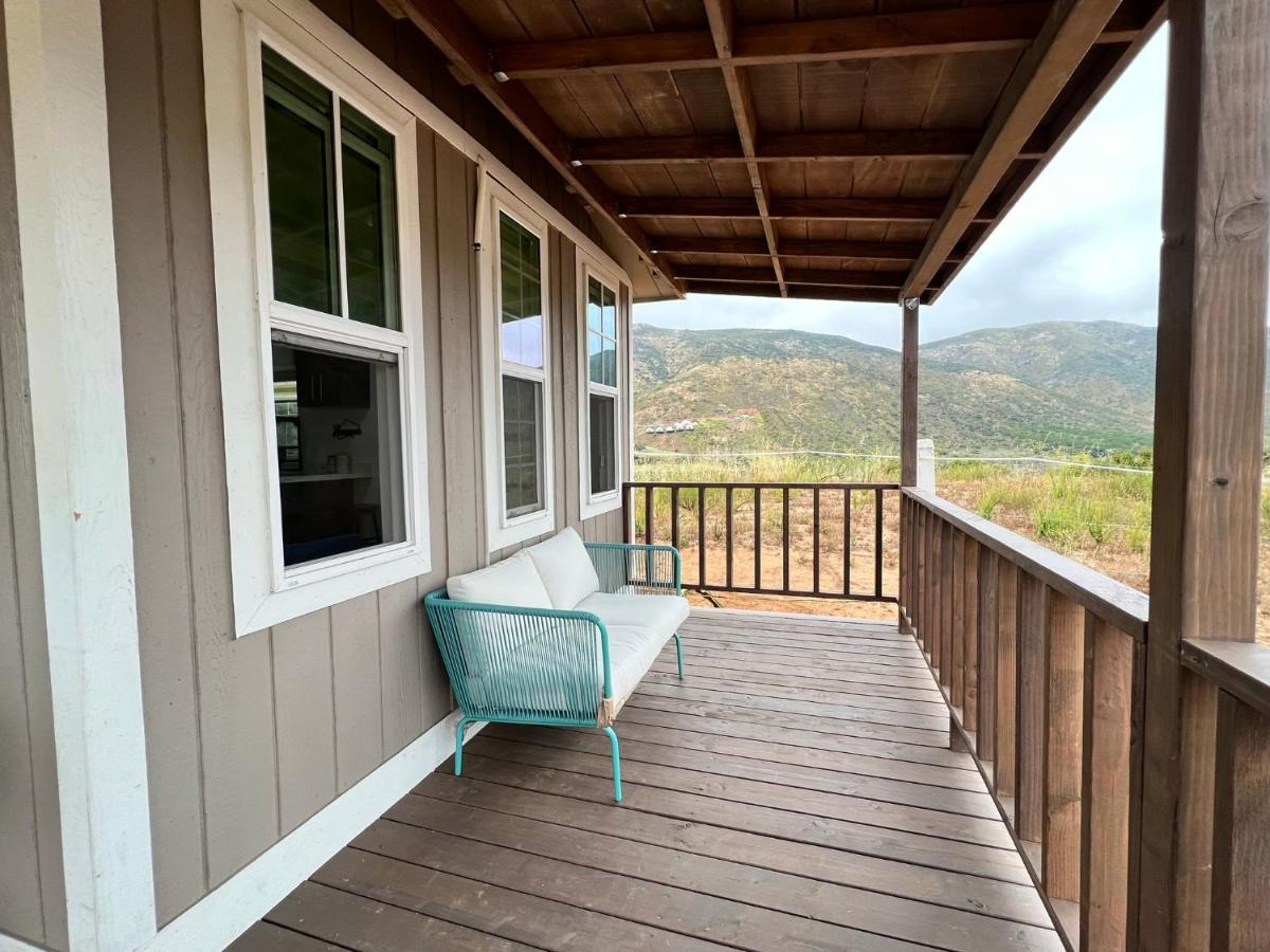Lirios Tiny House En บาเย เด กัวลาลูเป ภายนอก รูปภาพ