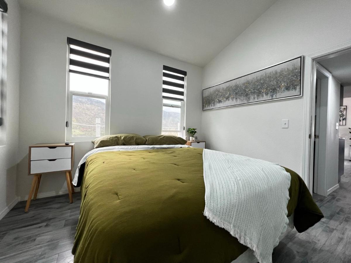 Lirios Tiny House En บาเย เด กัวลาลูเป ภายนอก รูปภาพ